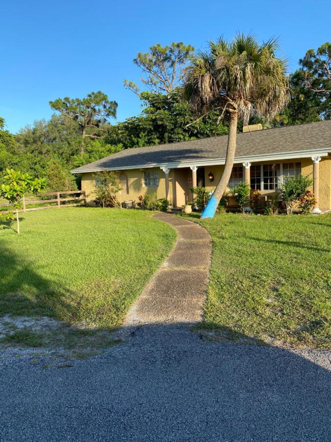 Oyo Family Ranch At Melbourne Fl Hotel Exterior foto